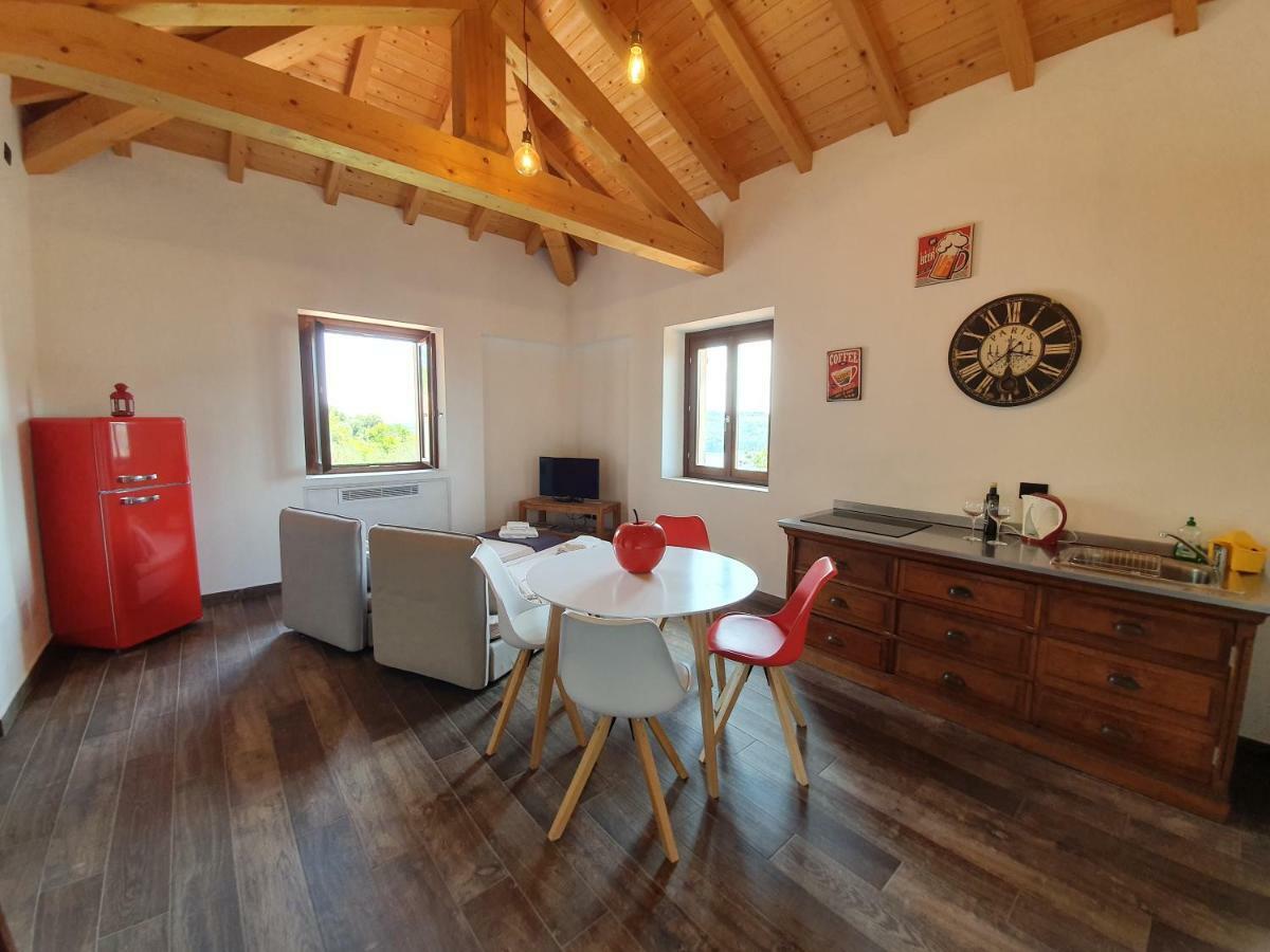 Agriturismo Podere Nigriano Salò Exteriér fotografie