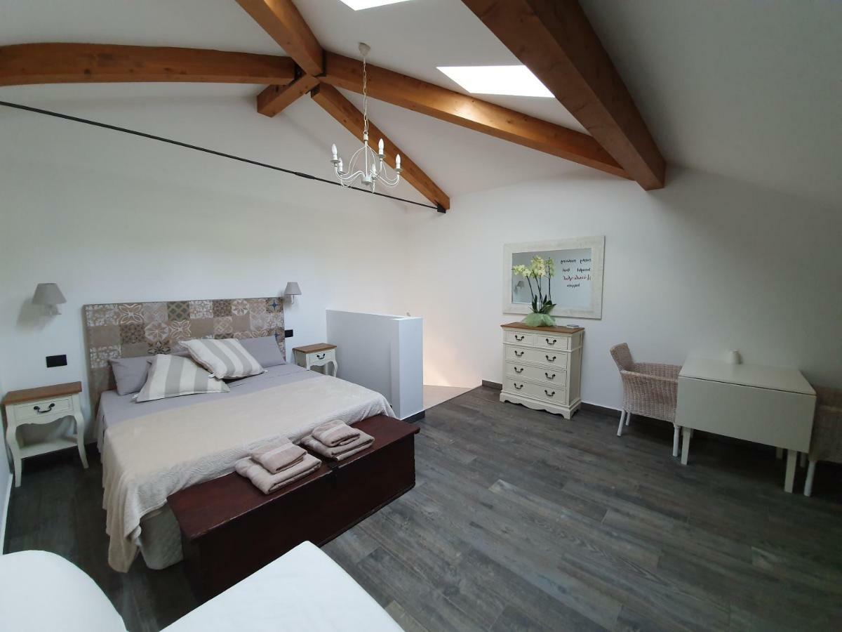 Agriturismo Podere Nigriano Salò Exteriér fotografie